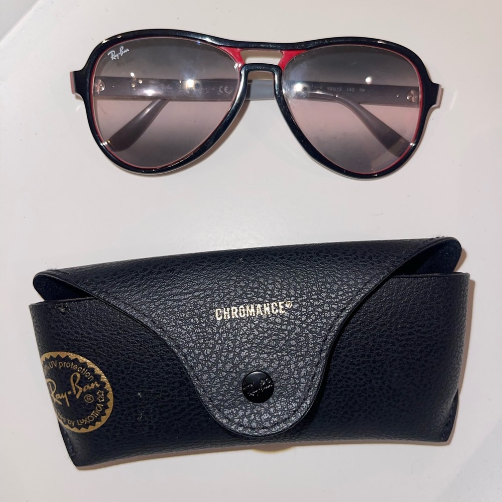 Rayban Black/ Red aviator sunglasses